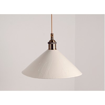 Pendant lamp with a metal brass top